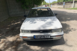 Nissan Bluebird, 1990