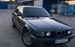 BMW 5 Series, 1990