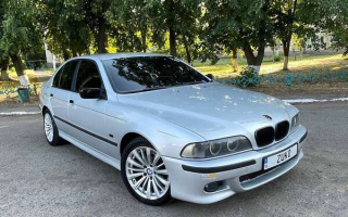 BMW 5 Series, 2000