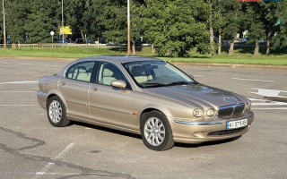 Jaguar X-type, 2002