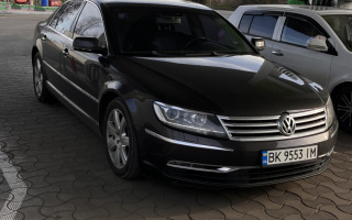 Volkswagen Phaeton, 2011
