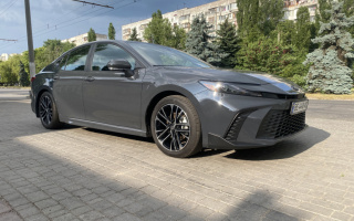 Toyota Camry, 2024