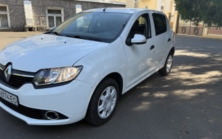 Renault Sandero, 2013