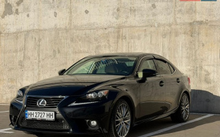 Lexus IS, 2016