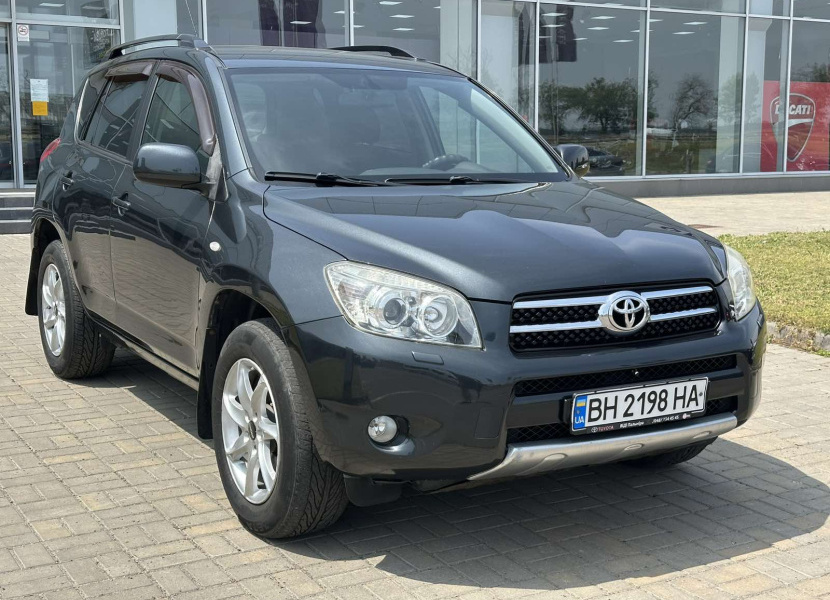 Toyota RAV4, 2008