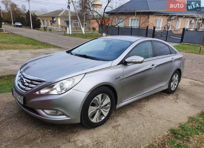 Hyundai Sonata, 2013