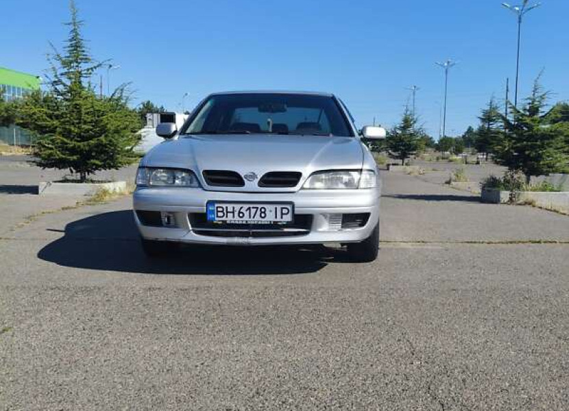 Nissan Primera, 1997