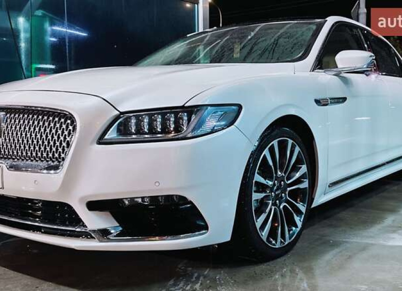 Lincoln Continental, 2017