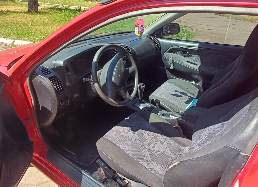 Mitsubishi Mirage, 2002