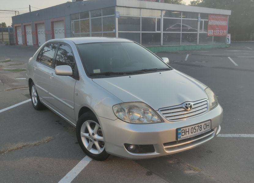 Toyota Corolla, 2005