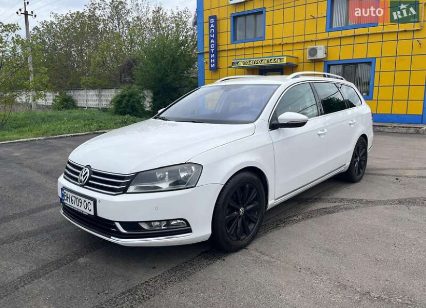 Volkswagen Passat, 2012