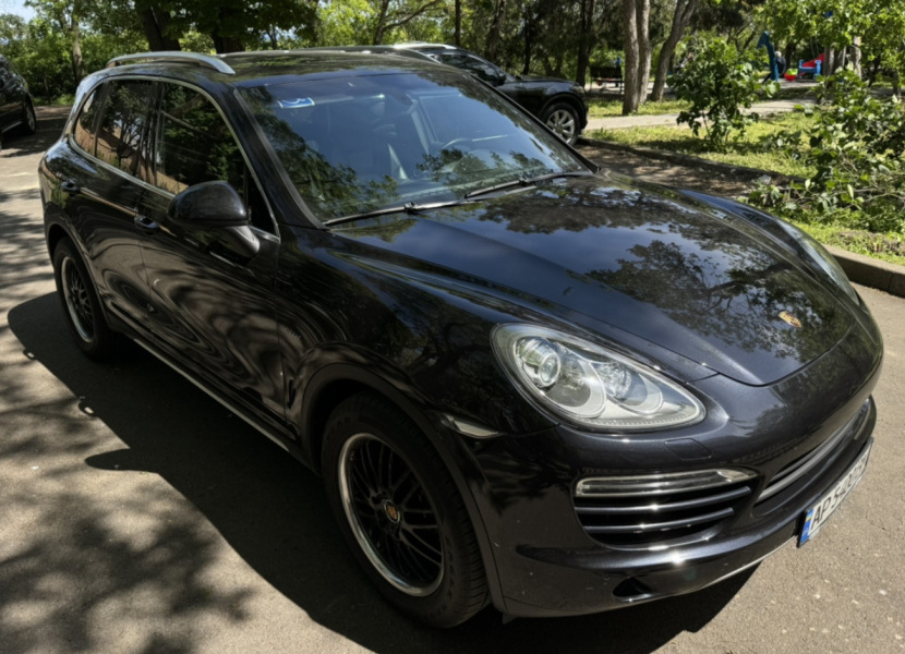 Porsche Cayenne, 2010