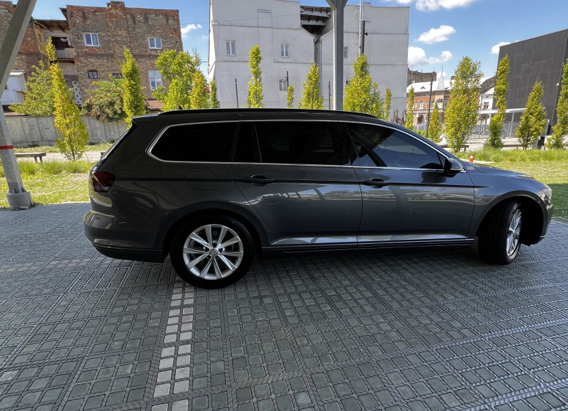 Volkswagen Passat, 2016