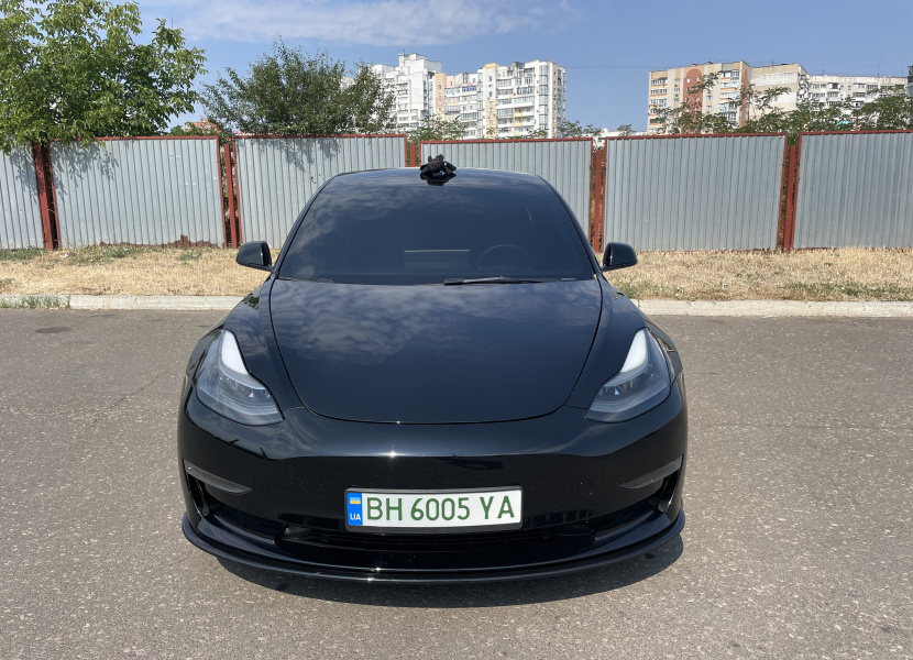 Tesla Model 3, 2023