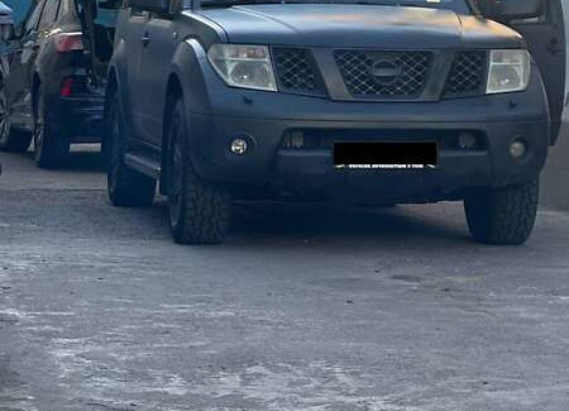 Nissan Pathfinder, 2005