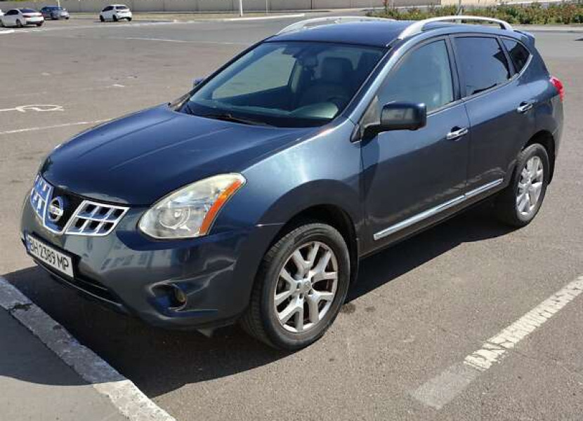 Nissan Rogue, 2012