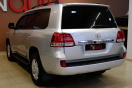 Toyota Land Cruiser 200