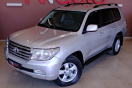 Toyota Land Cruiser 200