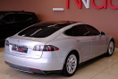 Tesla Model S 70D