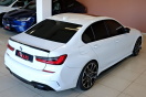 BMW 330i