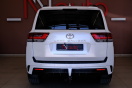 Toyota Land Cruiser 300