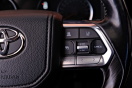 Toyota Land Cruiser 300