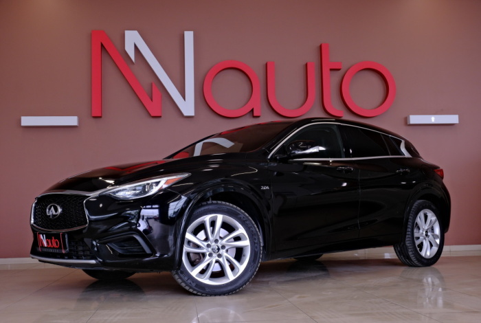 Infiniti QX30