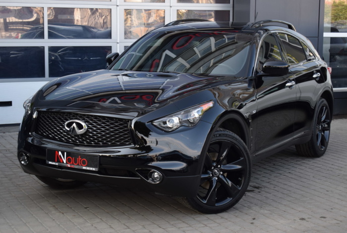 Infiniti QX70