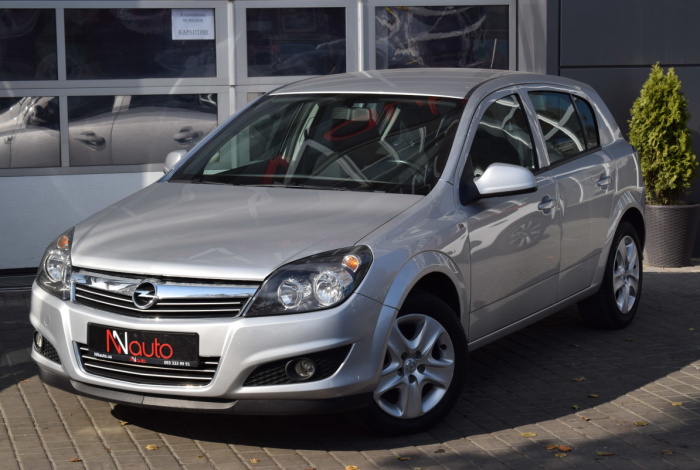 Opel Astra H