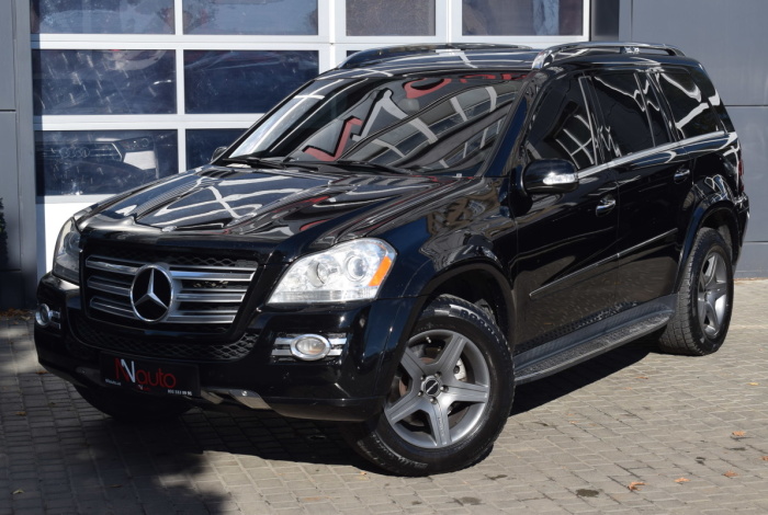 Mercedes GL-550