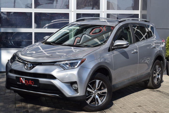 Toyota RAV4 XLE
