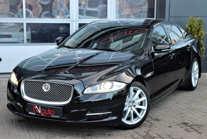 Jaguar XJ