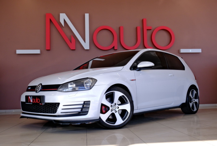 Volkswagen Golf GTI