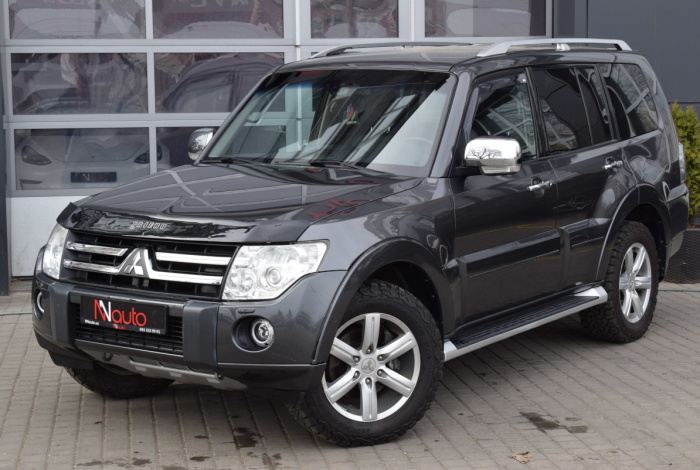 Mitsubishi Pajero Wagon