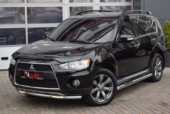 Mitsubishi Outlander XL