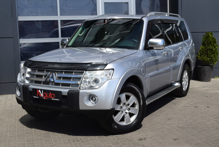 Mitsubishi Pajero Wagon