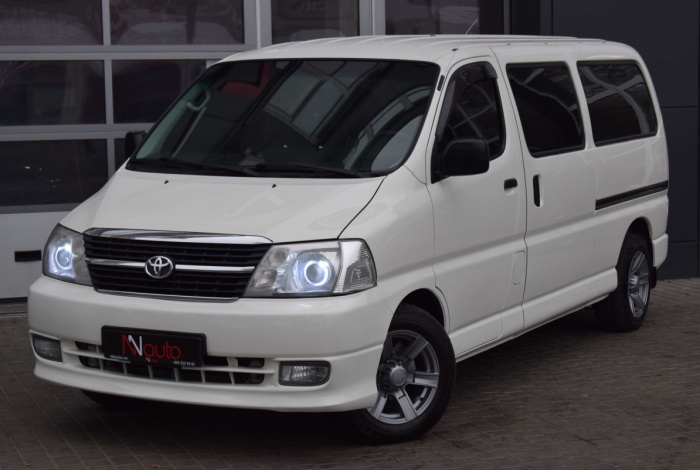 Toyota Hiace Long