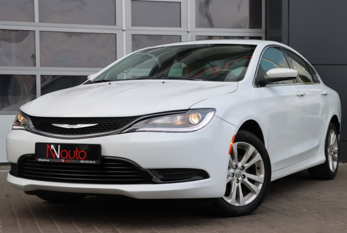 Chrysler 200