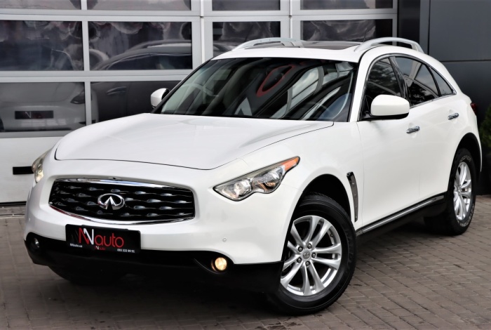 Infiniti QX70