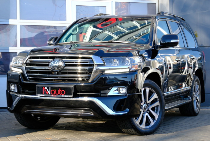 Toyota Land Cruiser 200