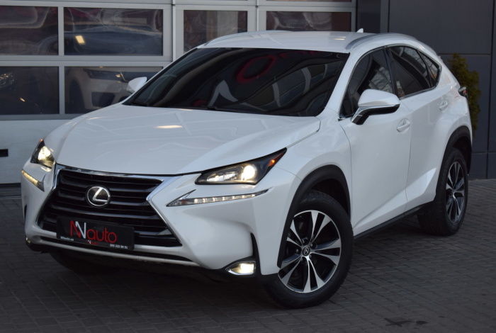 Lexus NX200t
