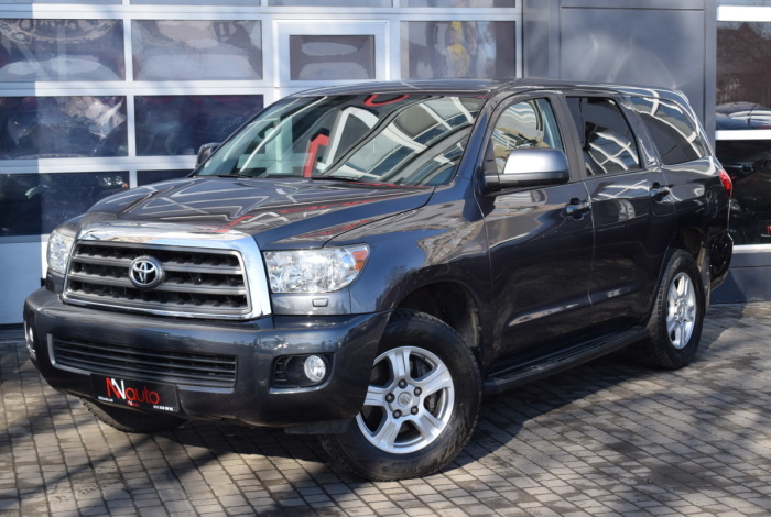 Toyota Sequoia