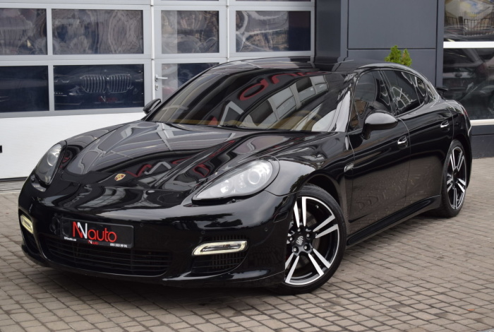 Porsche Panamera Turbo