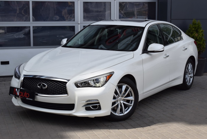 Infiniti Q50 AWD